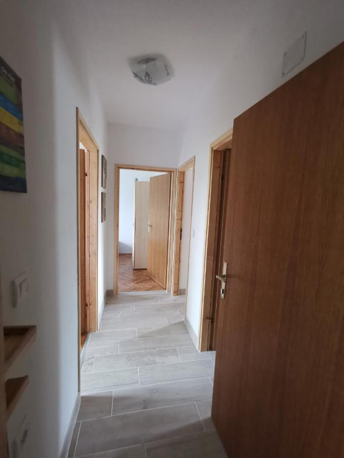 Apartments Jurandvor Башка Екстер'єр фото